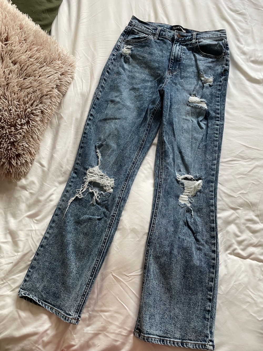 Fashion Nova Distressed Straight Leg Jeans - Washed Blue